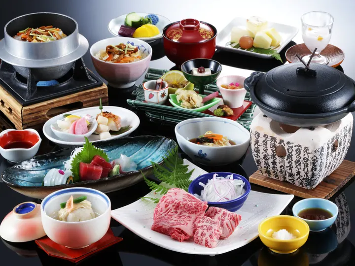 松園荘 保津川亭(京都府):会席料理の膳